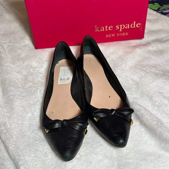 kate spade Shoes - Kate Spade Pointed Flats Black size 8.5 - Comes with box!